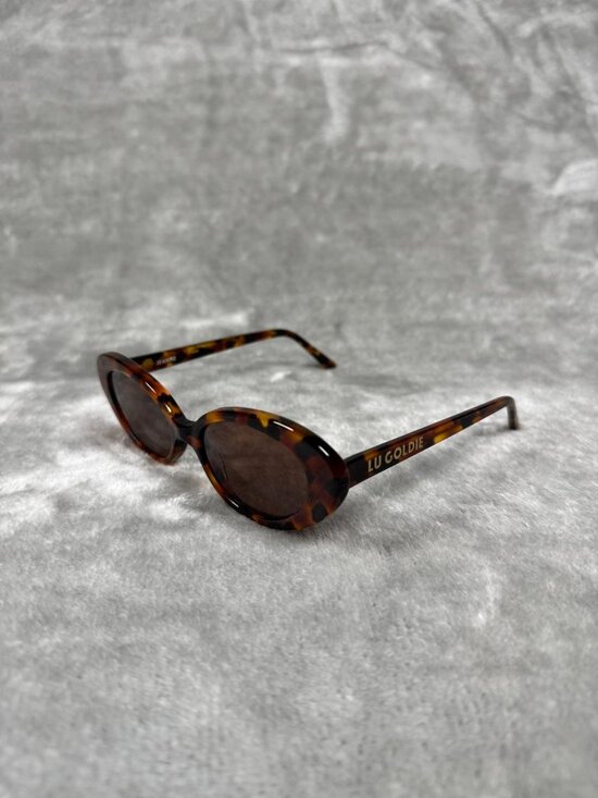 Lu Goldie Jeanne Tortoise Oval Sunglasses With Case & Cleaning Cloth